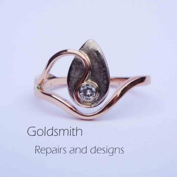 Goldsmith remember ring